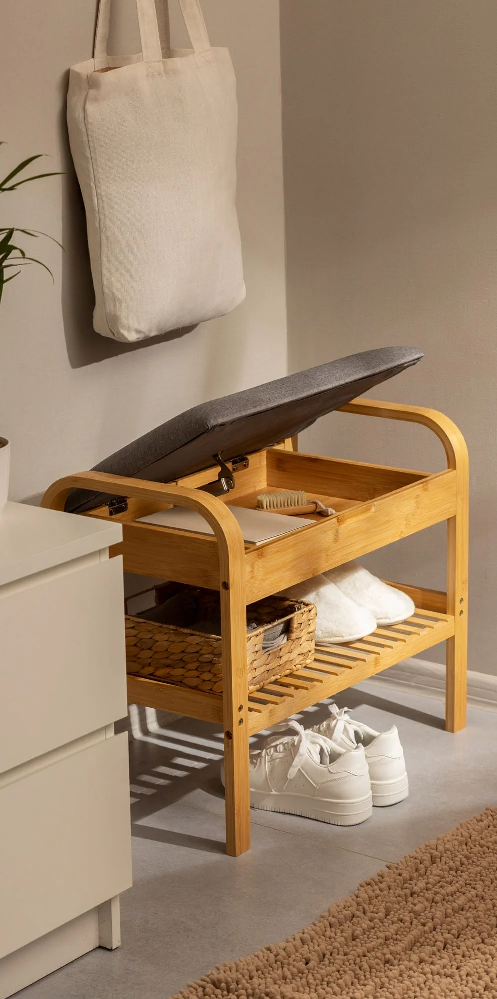 實木家具<span>Solid Wood Furniture</span>